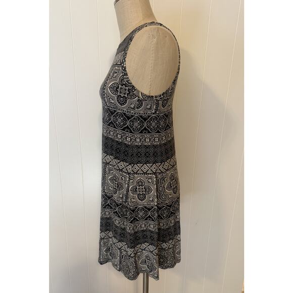 LOFT Outlet Dress Womens Medium Petite Black White Sleeveless Geometric Boho - Picture 4 of 10